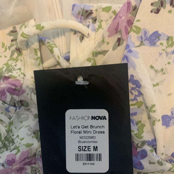 Fashion nova “let’s get brunch floral mini dress” - Picture 7 of 7